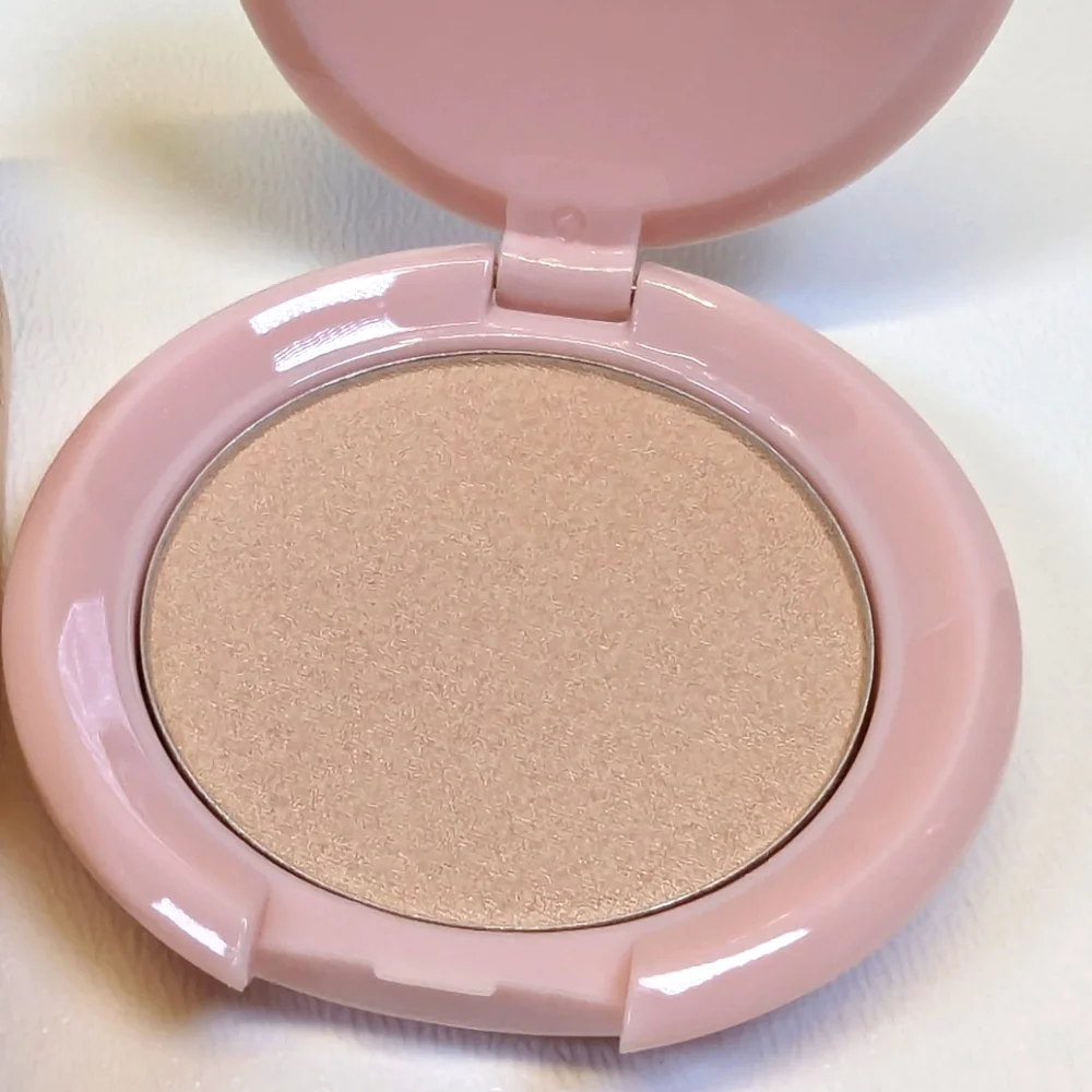 IBY Beauty Radiant Glow Highlighter - Shade: Pink Pearl